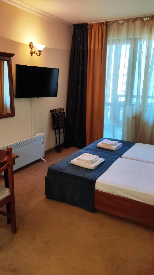 Annett Apartments At Emerald Hotel Bansko Exterior photo